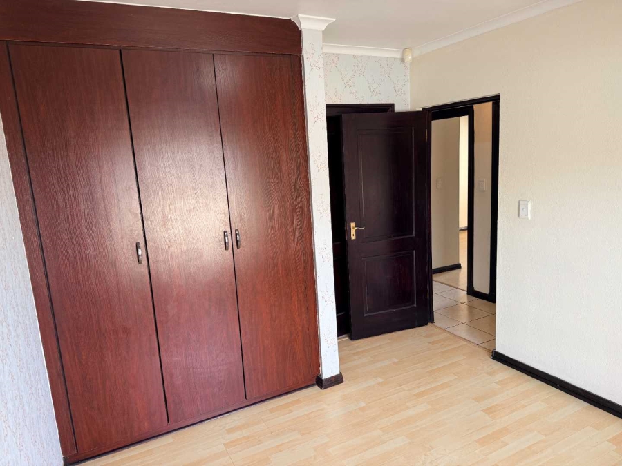 3 Bedroom Property for Sale in North Riding Gauteng