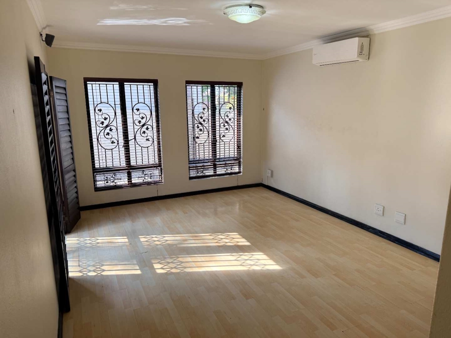 3 Bedroom Property for Sale in North Riding Gauteng