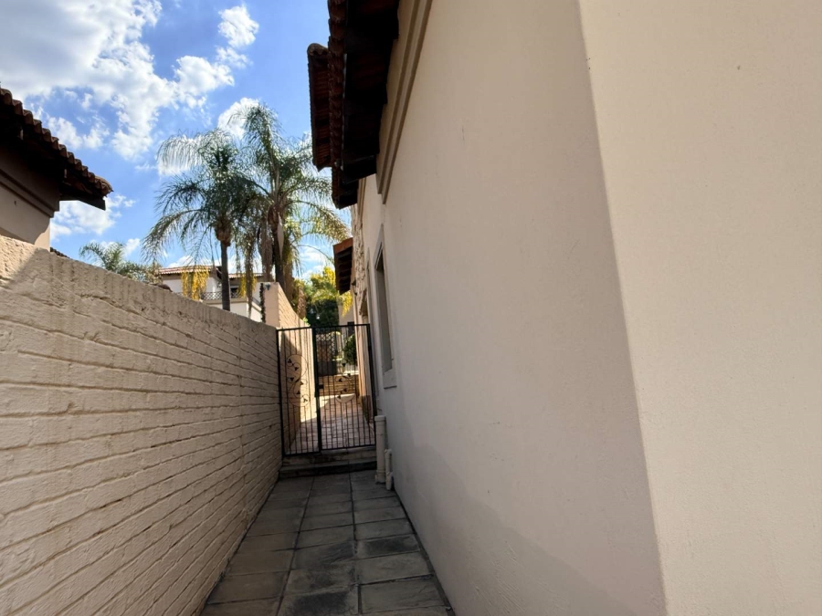 3 Bedroom Property for Sale in North Riding Gauteng