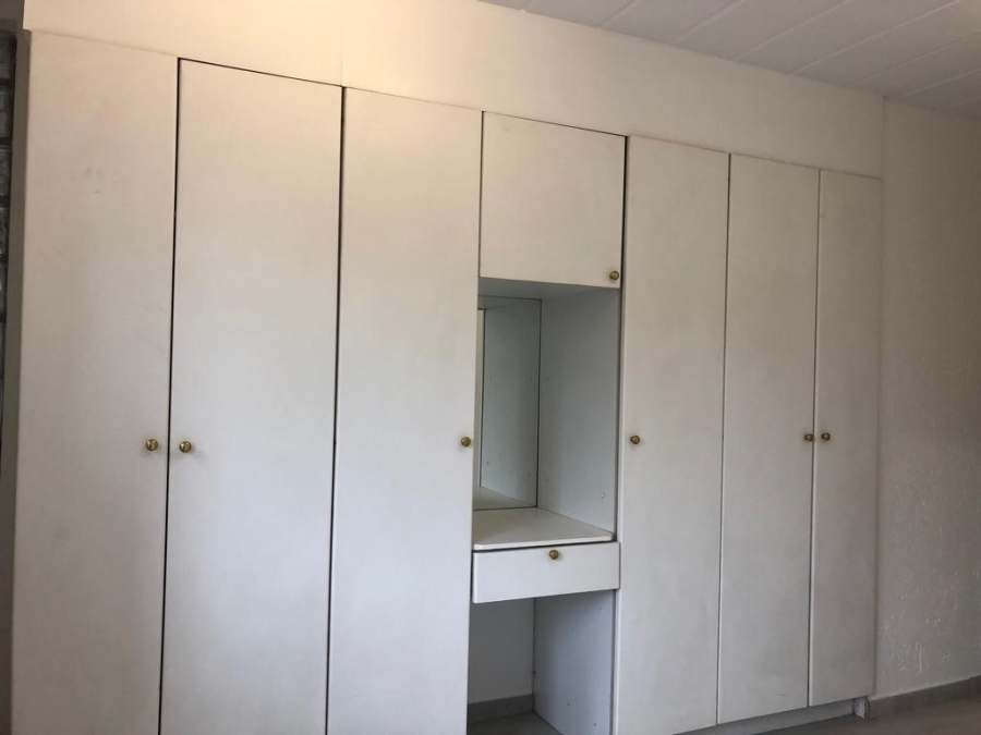 2 Bedroom Property for Sale in Woodmead Gauteng