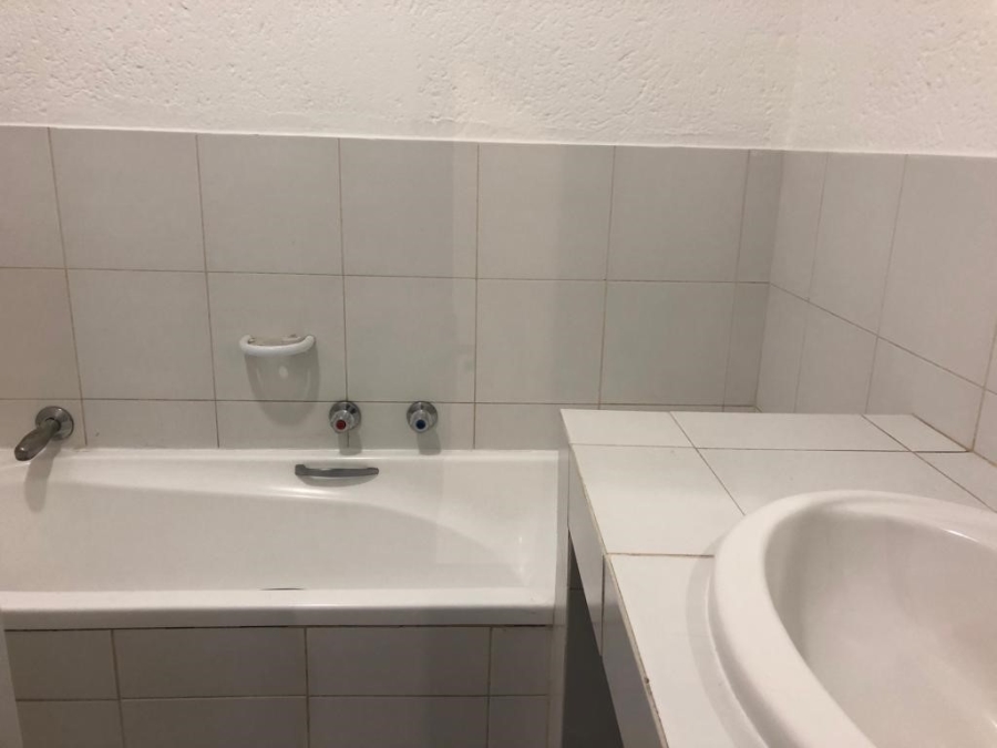 2 Bedroom Property for Sale in Woodmead Gauteng