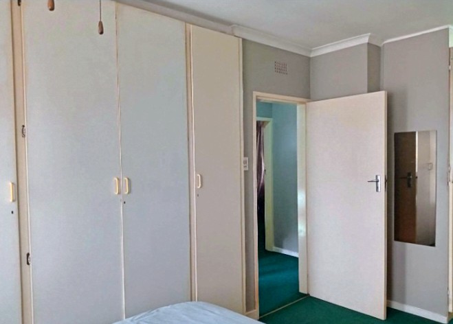 To Let 3 Bedroom Property for Rent in Corlett Gardens Gauteng