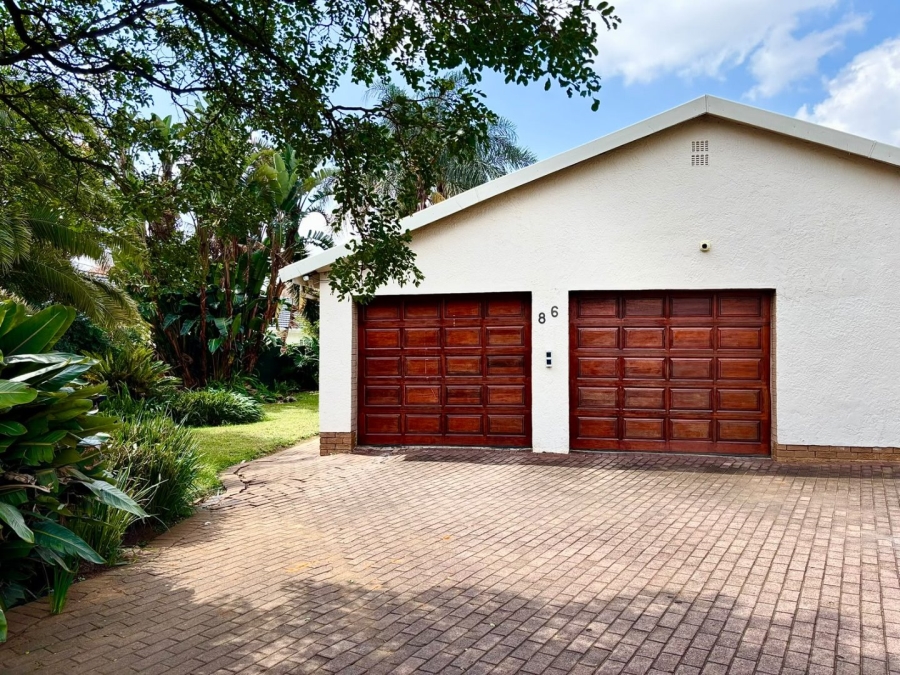 To Let 4 Bedroom Property for Rent in Allen Grove Gauteng