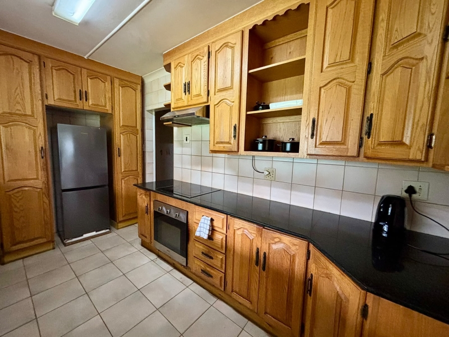 To Let 4 Bedroom Property for Rent in Allen Grove Gauteng