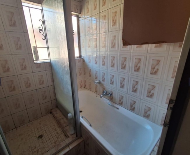 3 Bedroom Property for Sale in Ormonde Gauteng