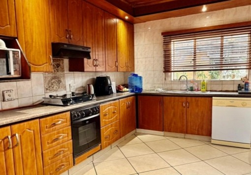 4 Bedroom Property for Sale in Regents Park Gauteng