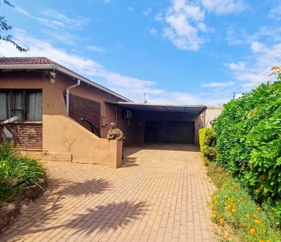 3 Bedroom Property for Sale in Primrose Gauteng
