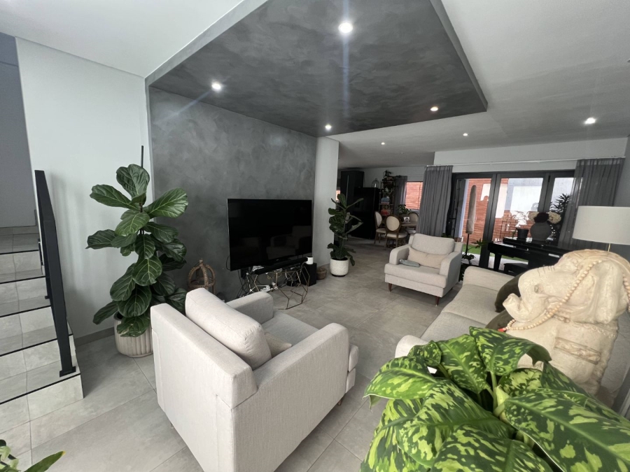 To Let 3 Bedroom Property for Rent in Edenburg Gauteng