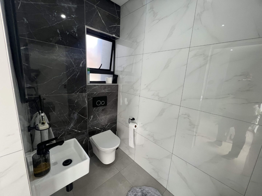 To Let 3 Bedroom Property for Rent in Edenburg Gauteng