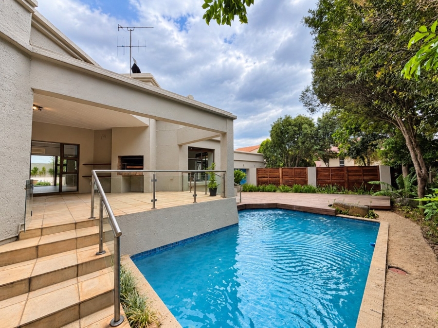 To Let 4 Bedroom Property for Rent in Dainfern Gauteng