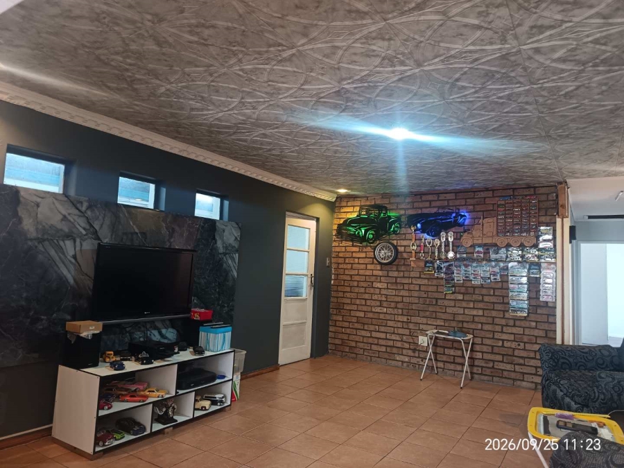 4 Bedroom Property for Sale in Newlands Gauteng