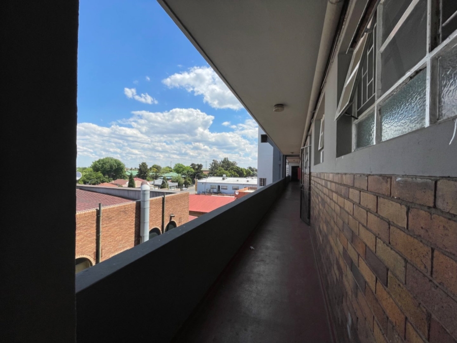 1 Bedroom Property for Sale in Boksburg Gauteng