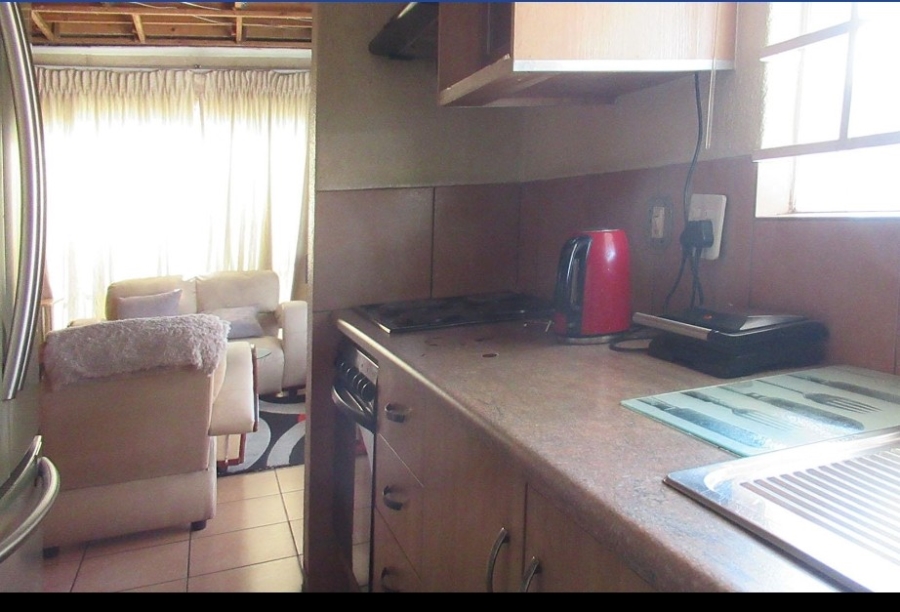 3 Bedroom Property for Sale in Terenure Gauteng