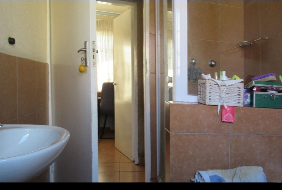 3 Bedroom Property for Sale in Terenure Gauteng
