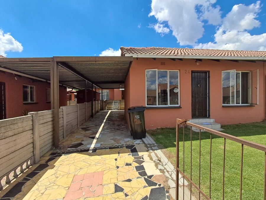 3 Bedroom Property for Sale in Ormonde Gauteng