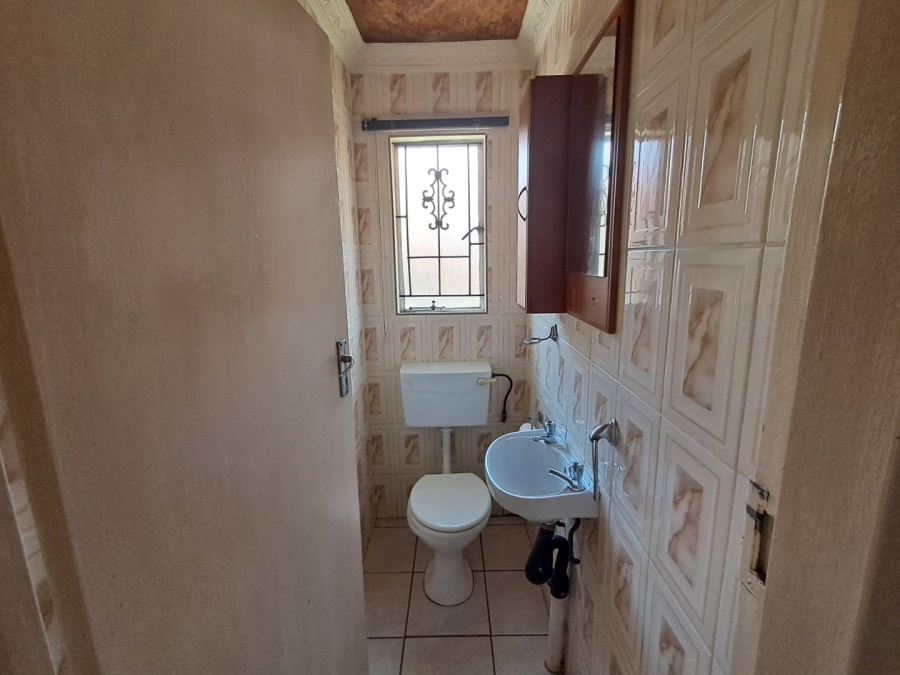3 Bedroom Property for Sale in Ormonde Gauteng