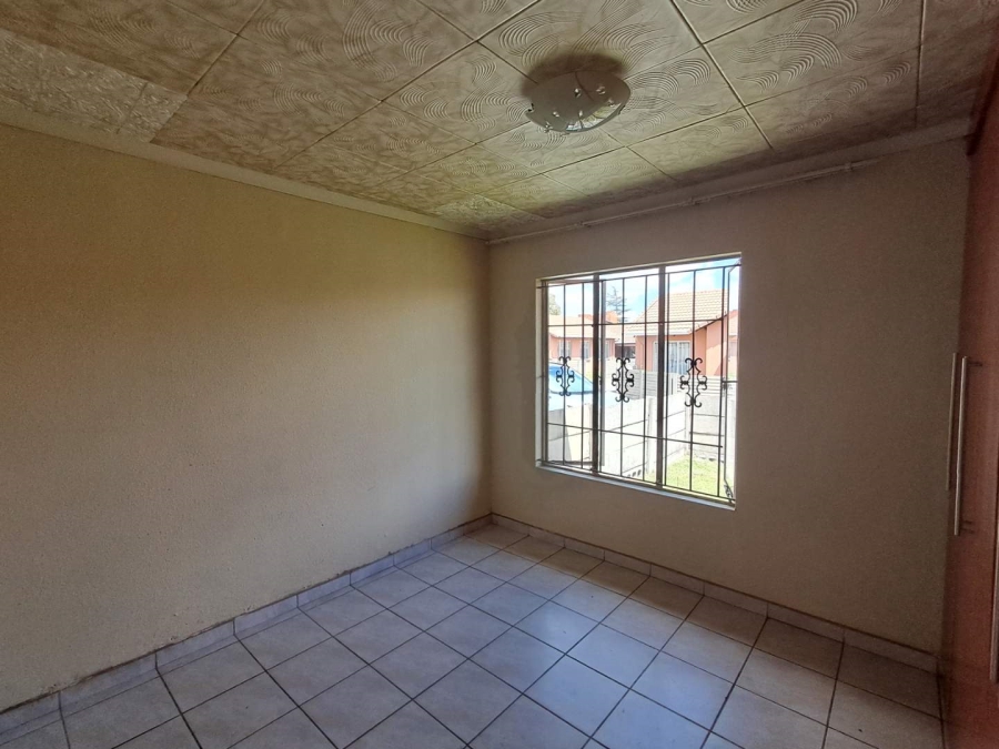 3 Bedroom Property for Sale in Ormonde Gauteng
