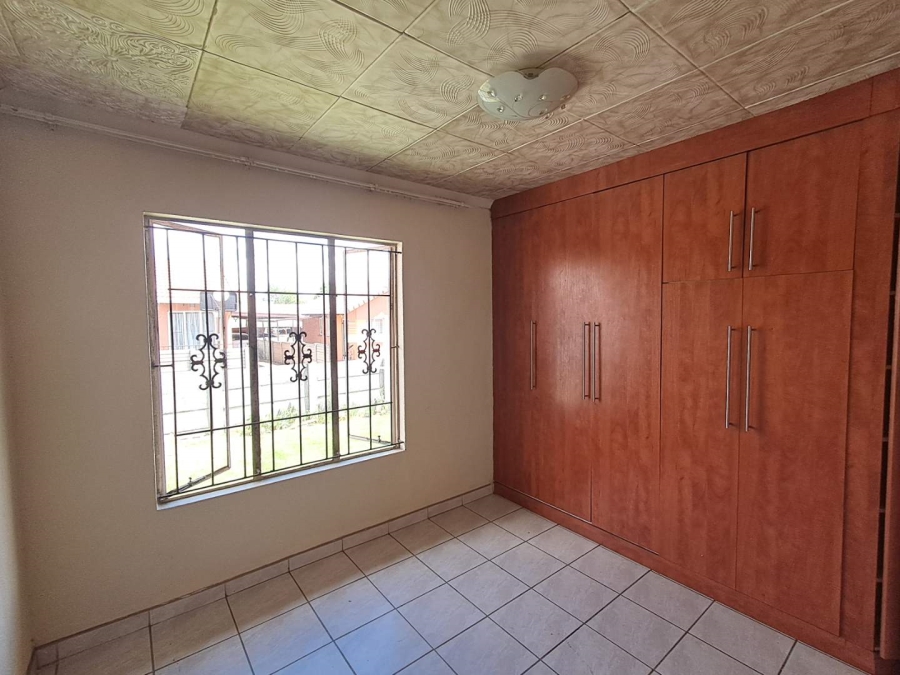 3 Bedroom Property for Sale in Ormonde Gauteng