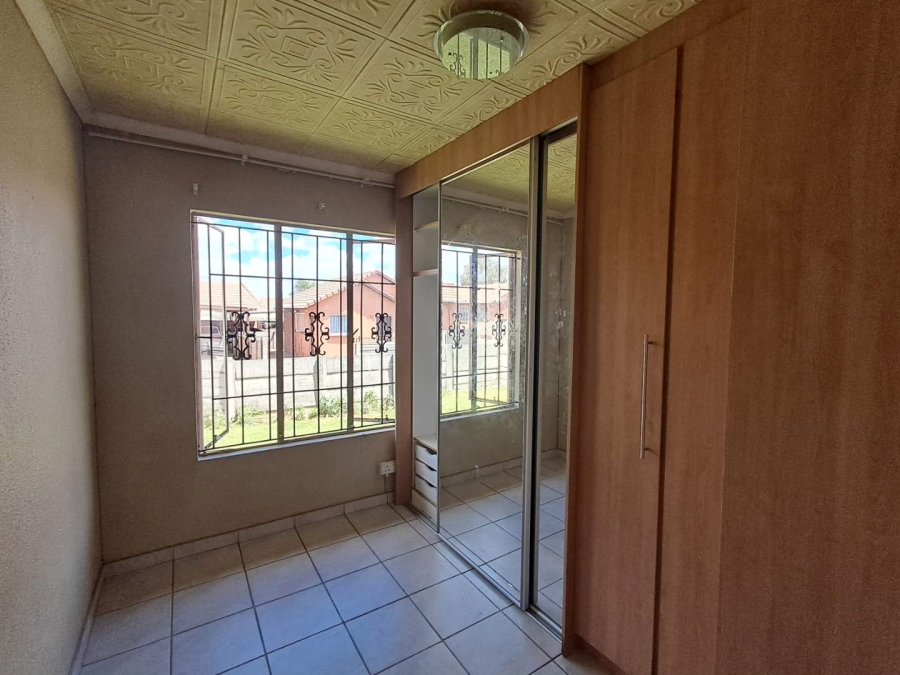 3 Bedroom Property for Sale in Ormonde Gauteng