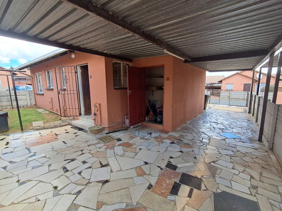 3 Bedroom Property for Sale in Ormonde Gauteng