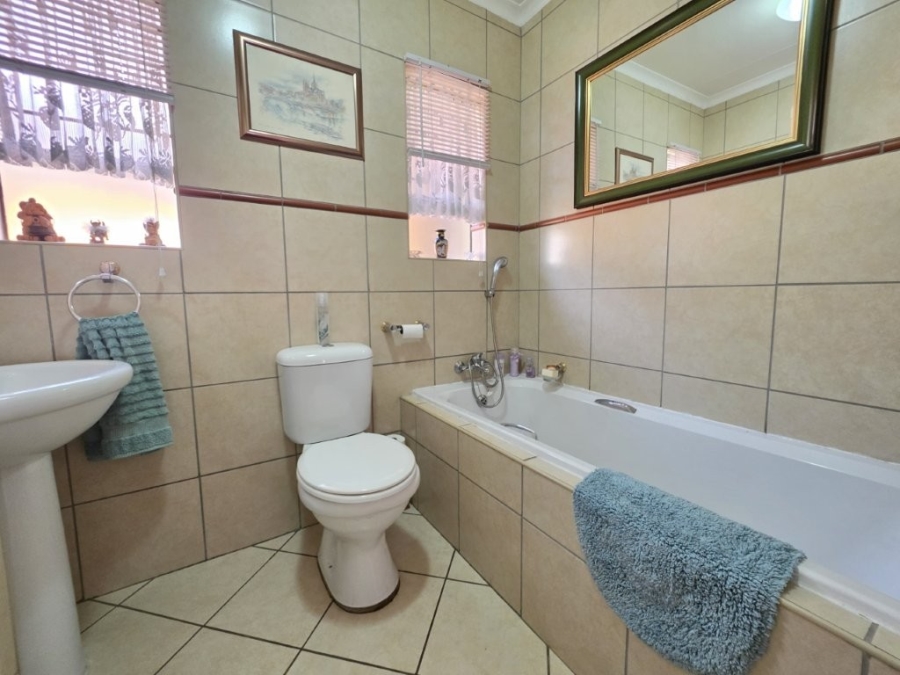 3 Bedroom Property for Sale in Airport Park Gauteng