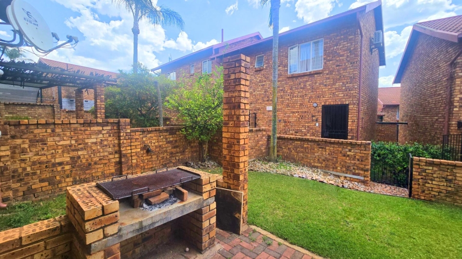 3 Bedroom Property for Sale in Moreleta Park Gauteng