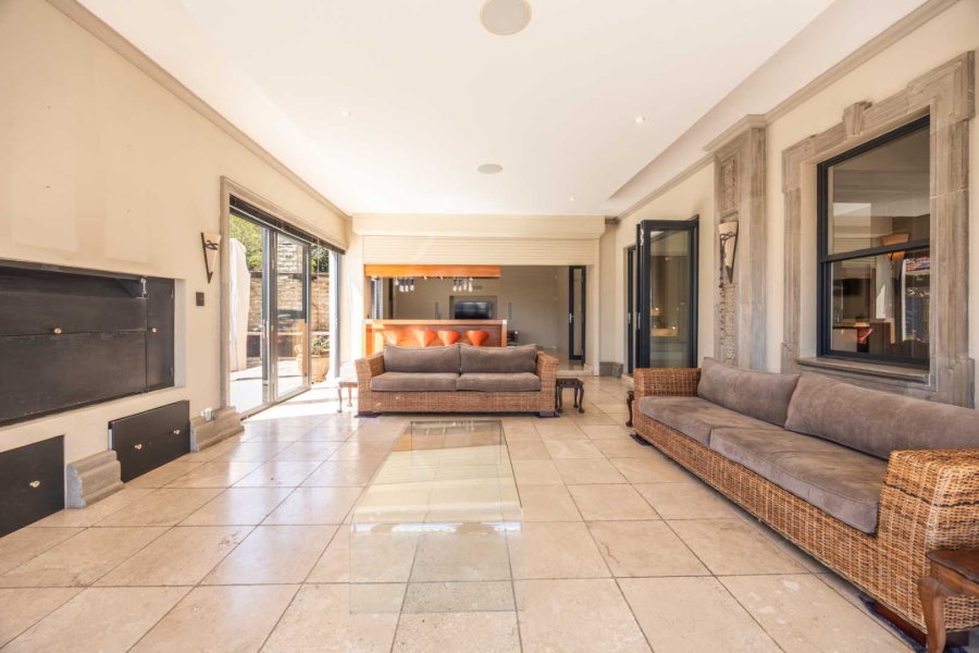 3 Bedroom Property for Sale in Waterkloof Ridge Gauteng