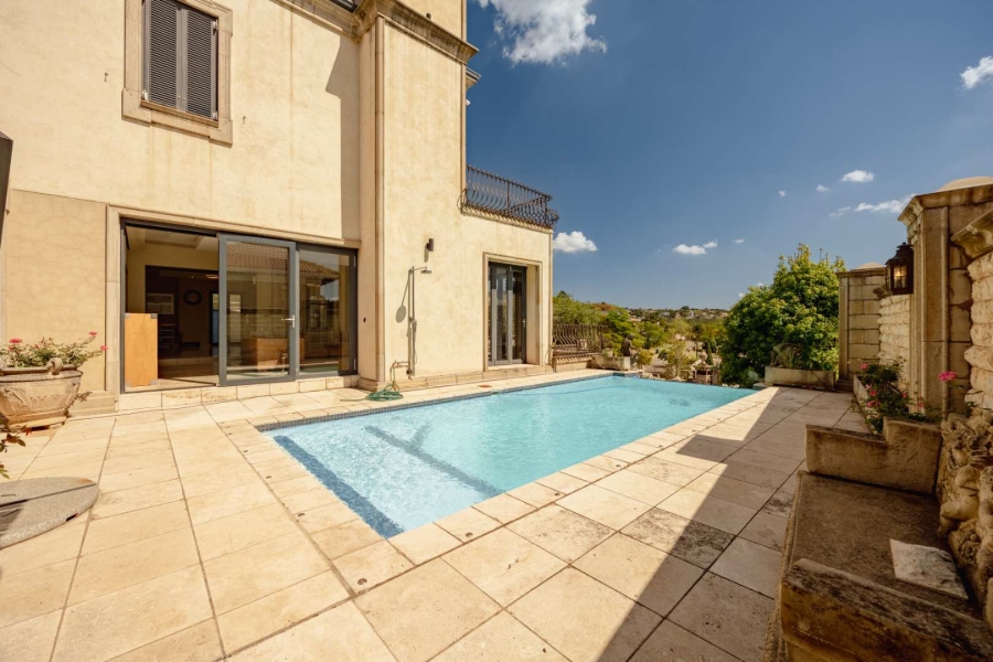 3 Bedroom Property for Sale in Waterkloof Ridge Gauteng