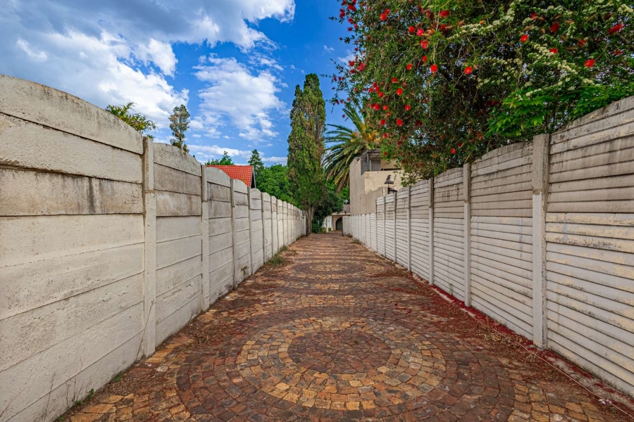 5 Bedroom Property for Sale in Albemarle Gauteng