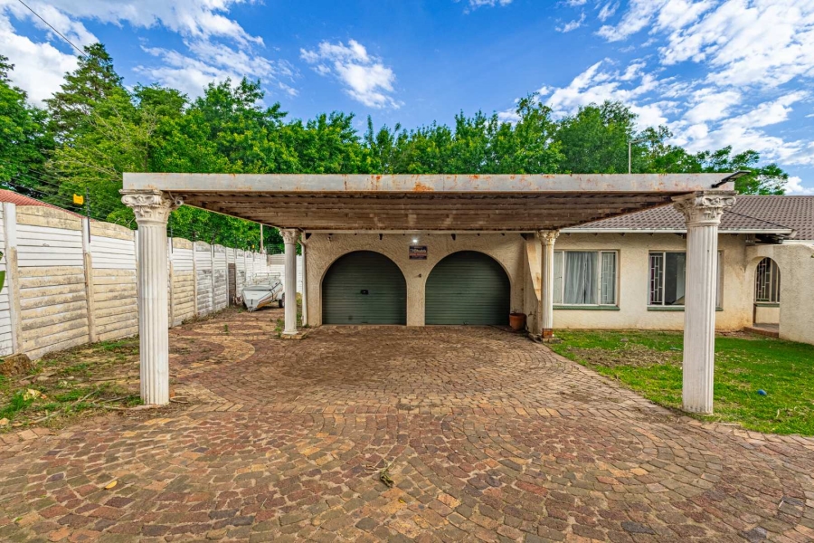 5 Bedroom Property for Sale in Albemarle Gauteng