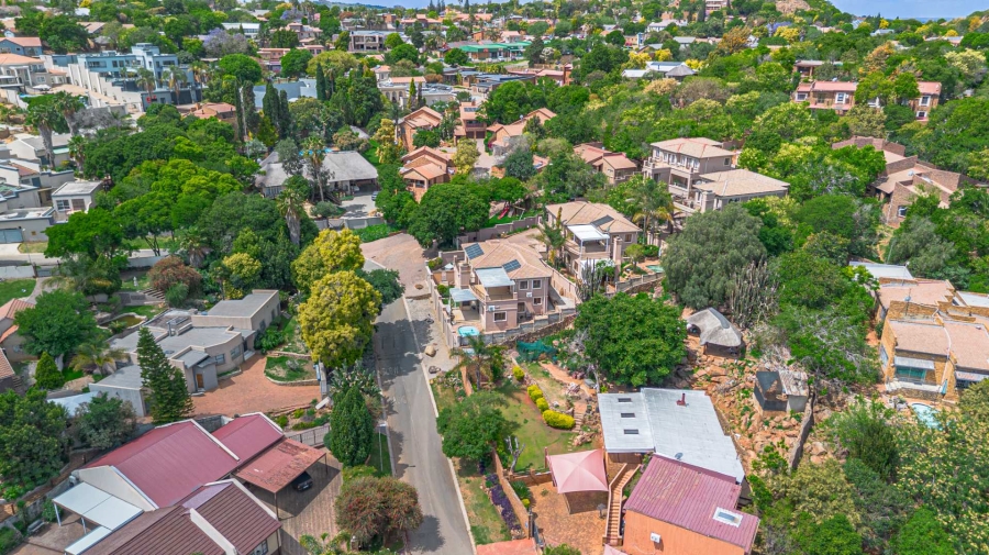 3 Bedroom Property for Sale in Mulbarton Gauteng