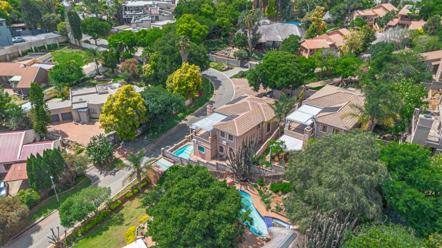 3 Bedroom Property for Sale in Mulbarton Gauteng
