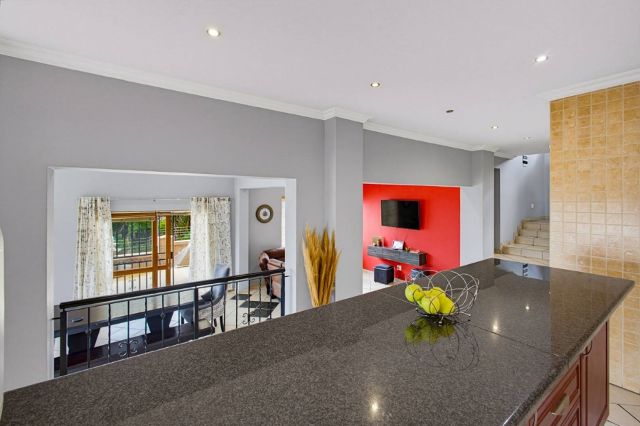 3 Bedroom Property for Sale in Mulbarton Gauteng