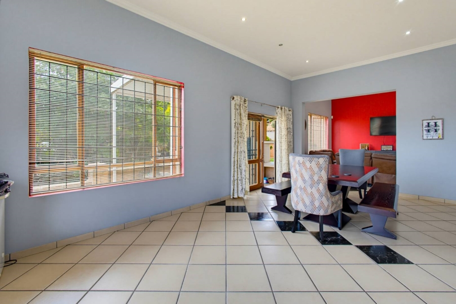 3 Bedroom Property for Sale in Mulbarton Gauteng