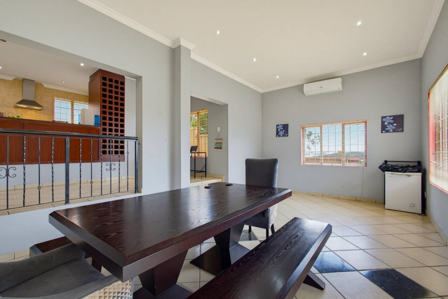 3 Bedroom Property for Sale in Mulbarton Gauteng