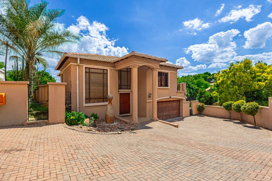 3 Bedroom Property for Sale in Mulbarton Gauteng
