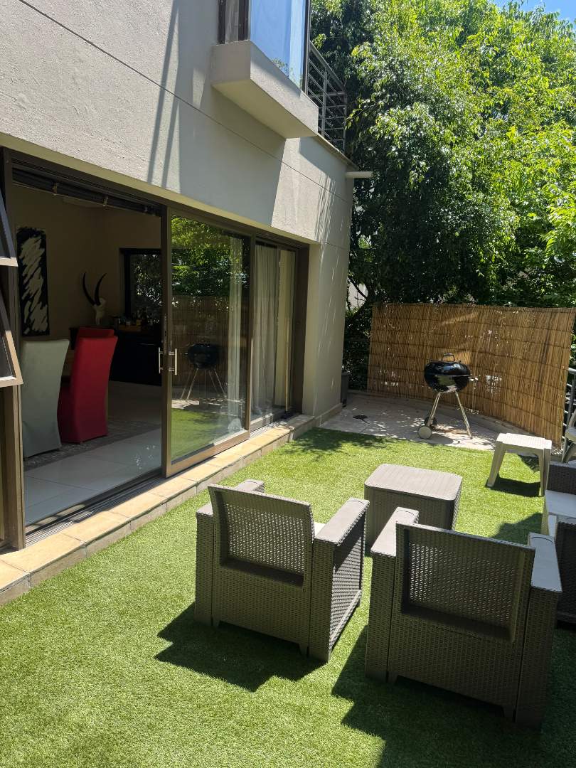 2 Bedroom Property for Sale in Melrose North Gauteng