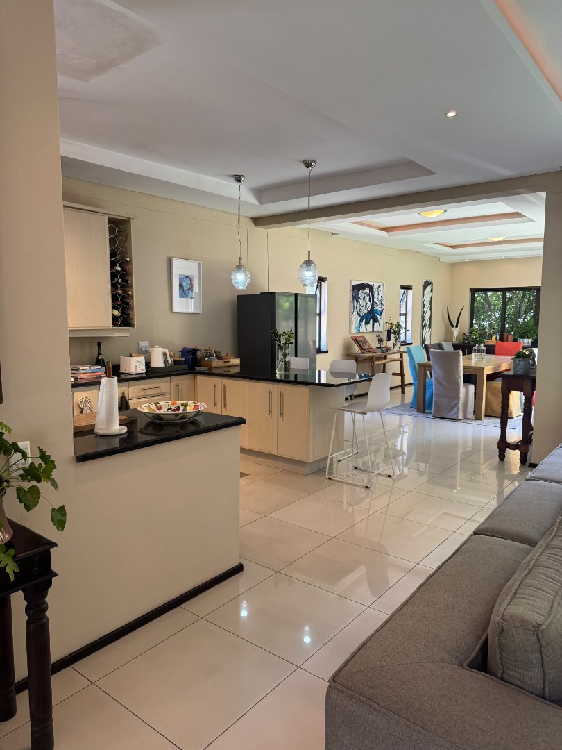 2 Bedroom Property for Sale in Melrose North Gauteng