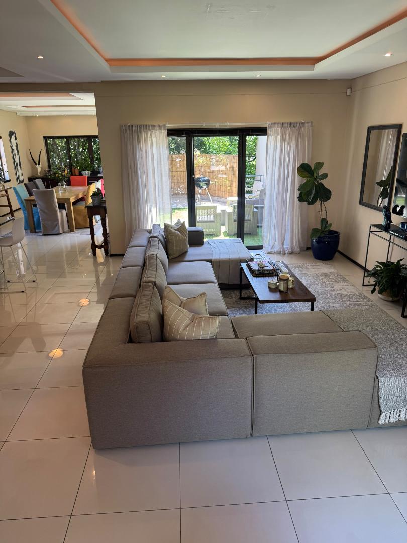 2 Bedroom Property for Sale in Melrose North Gauteng