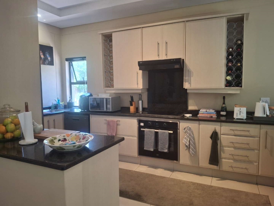 2 Bedroom Property for Sale in Melrose North Gauteng