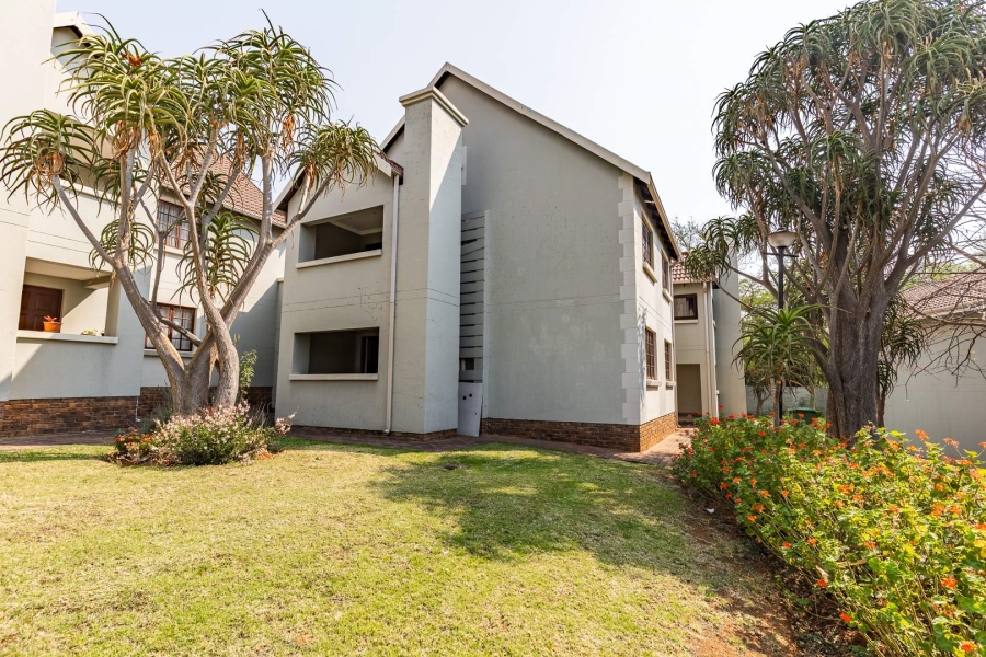 2 Bedroom Property for Sale in Olympus AH Gauteng