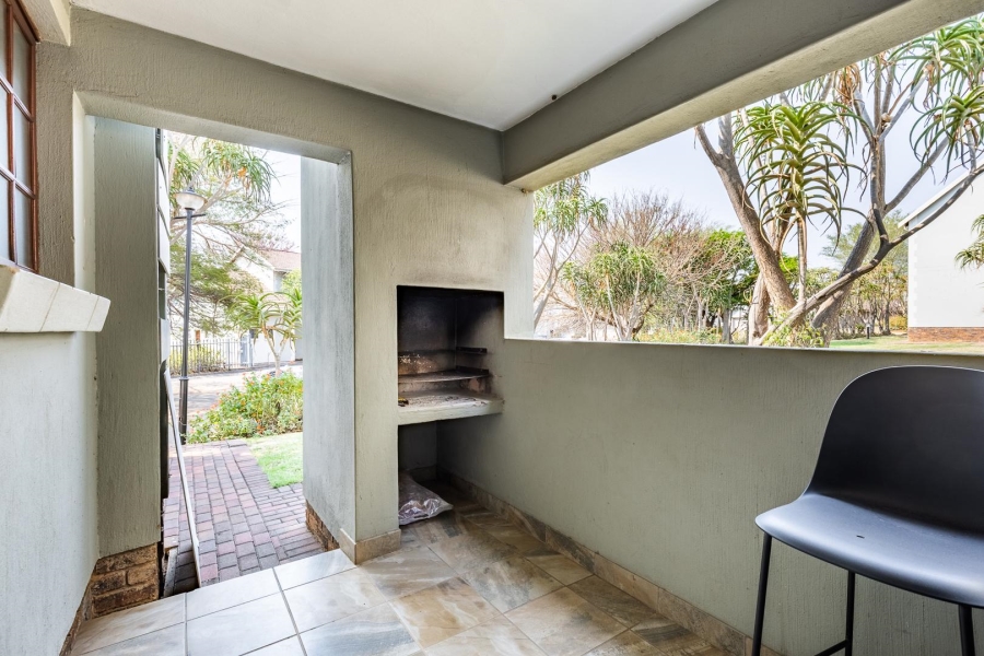 2 Bedroom Property for Sale in Olympus AH Gauteng