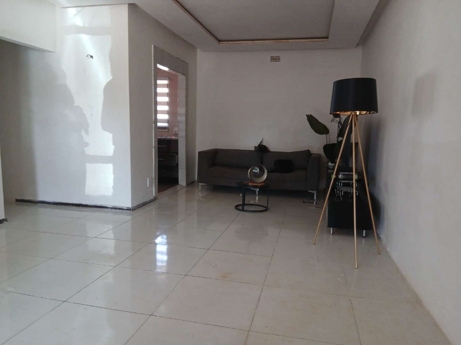 2 Bedroom Property for Sale in Leondale Gauteng