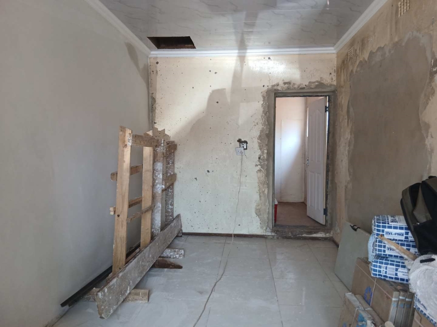 2 Bedroom Property for Sale in Leondale Gauteng