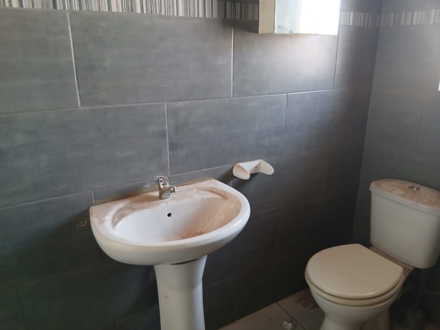 2 Bedroom Property for Sale in Leondale Gauteng