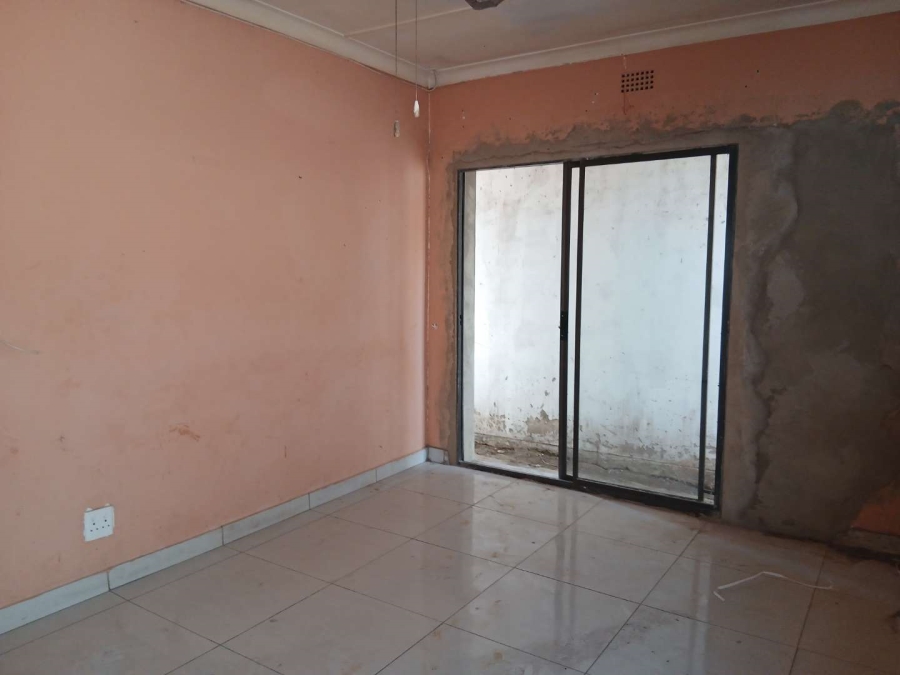 2 Bedroom Property for Sale in Leondale Gauteng