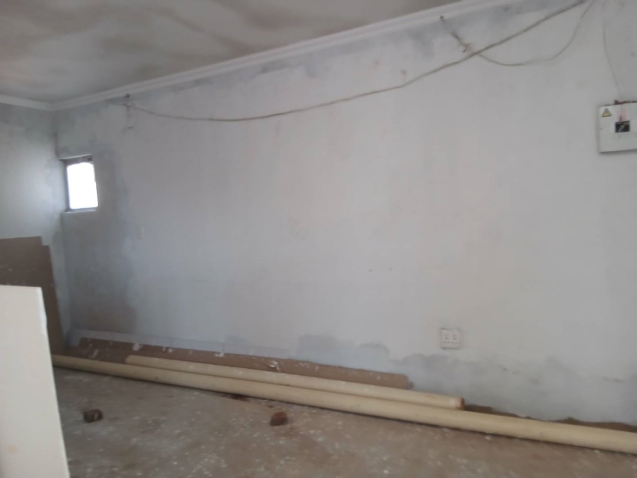 2 Bedroom Property for Sale in Leondale Gauteng