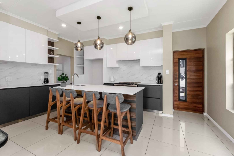 3 Bedroom Property for Sale in Beverley Gauteng