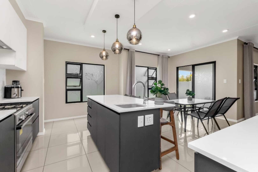 3 Bedroom Property for Sale in Beverley Gauteng