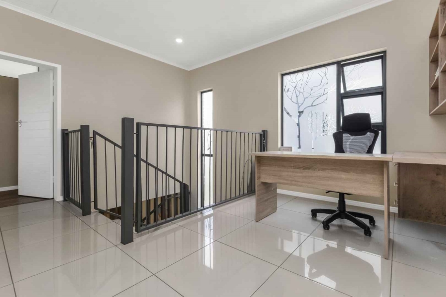 3 Bedroom Property for Sale in Beverley Gauteng